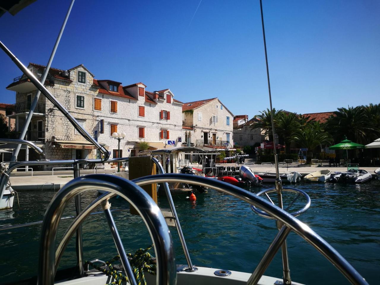 Heritage Bella Vista Apartments Trogir Buitenkant foto